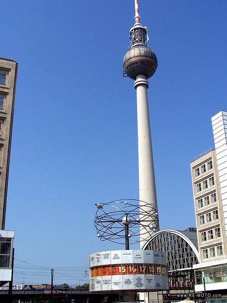 The "TV Tower" (Fernsehturm) and the world time clock (Weltzeituhr)