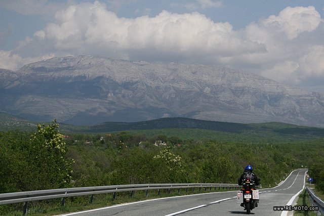 Continuing south from Knin.