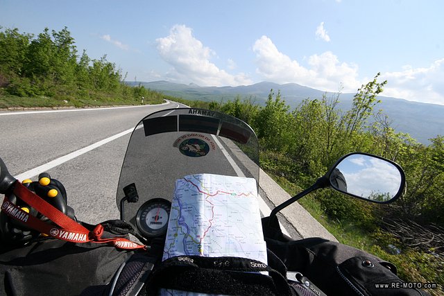 We continued our way towards Split, where the motorcycles would be serviced.