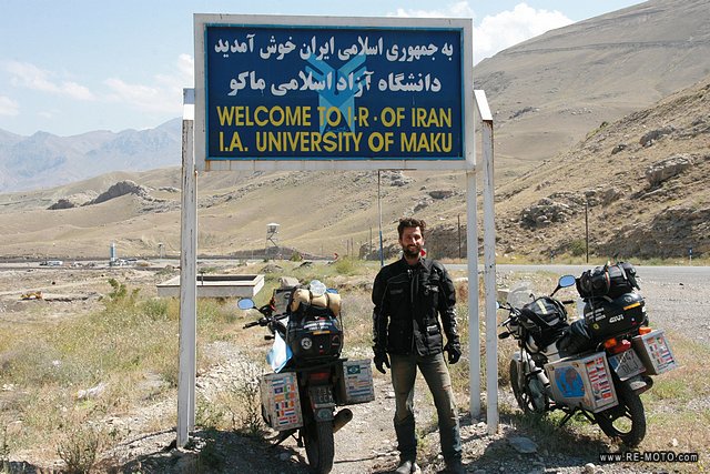 We're entering Iran! So little is the real information we receive in the media about this country. Let's see what we'll discover.