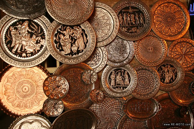 Persians also specialize in engravings in copper.