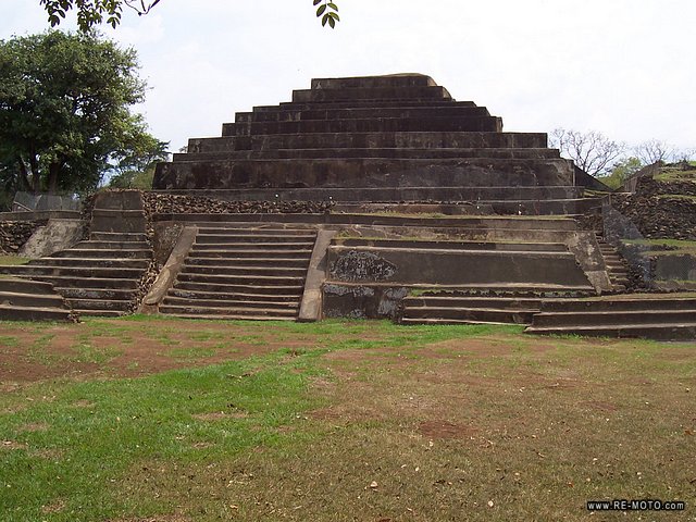 Ruinas de El Tazumal