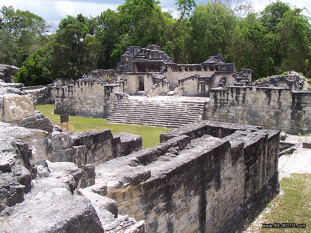 Zentrale Akropolis - Tikal